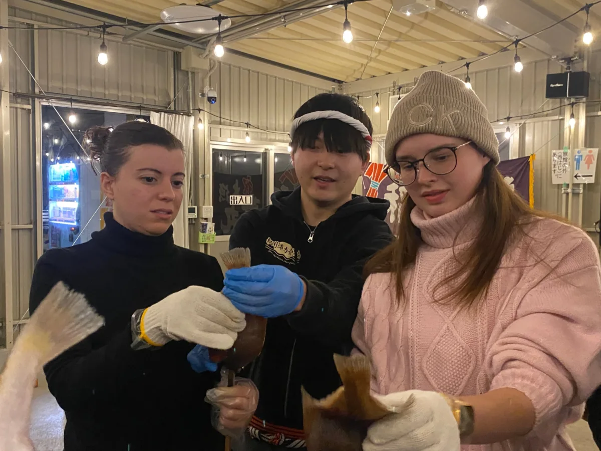 若旦那と楽しむ、松川浦伝統の浜焼き体験！【丸三旅館宿泊セット】