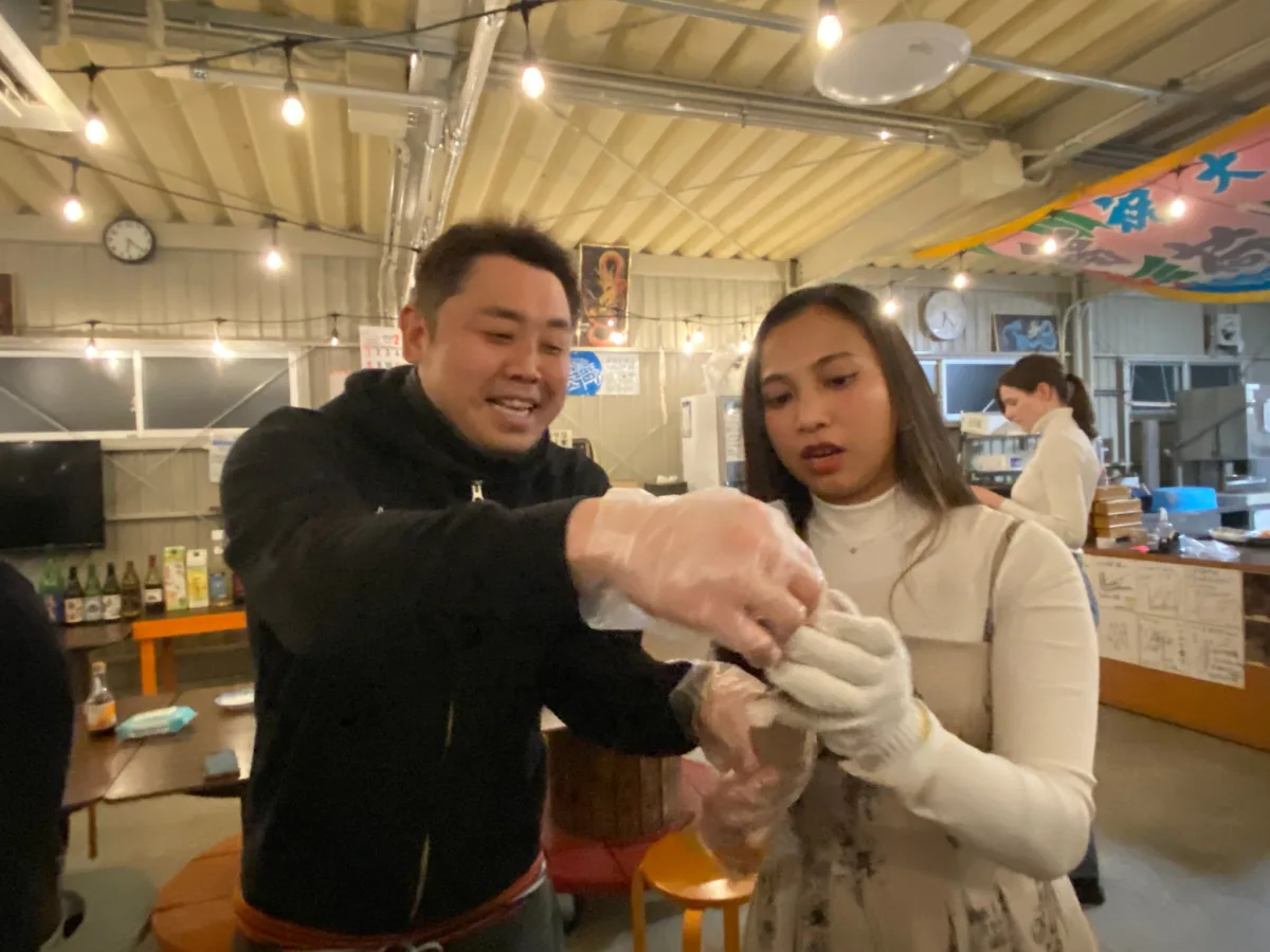 若旦那と楽しむ、松川浦伝統の浜焼き体験！【亀屋旅館宿泊セット】